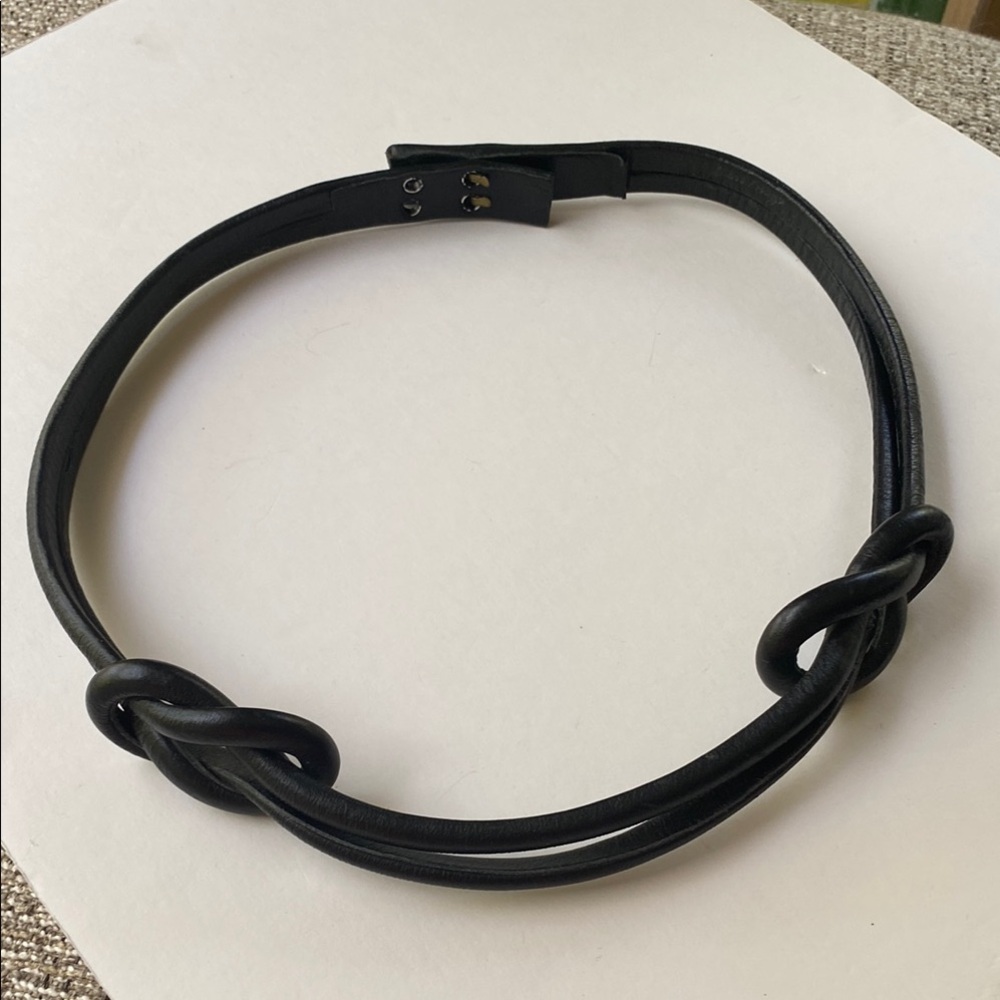 Vintage knot Black Leather Belt
